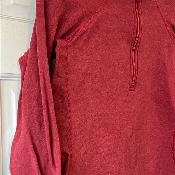 Patagonia Red Base Layer Capilene Quarter Zip Lightweight Sweatshirt - Size S - Picture 5 of 12